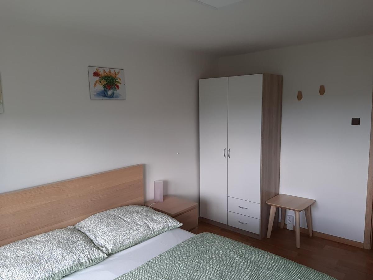 ヤーヒモフ Naproti Klinovciヴィラ エクステリア 写真